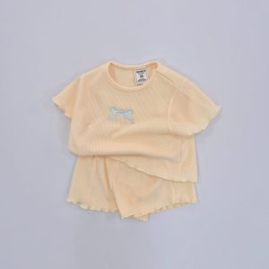 Lil Chic T-shirt